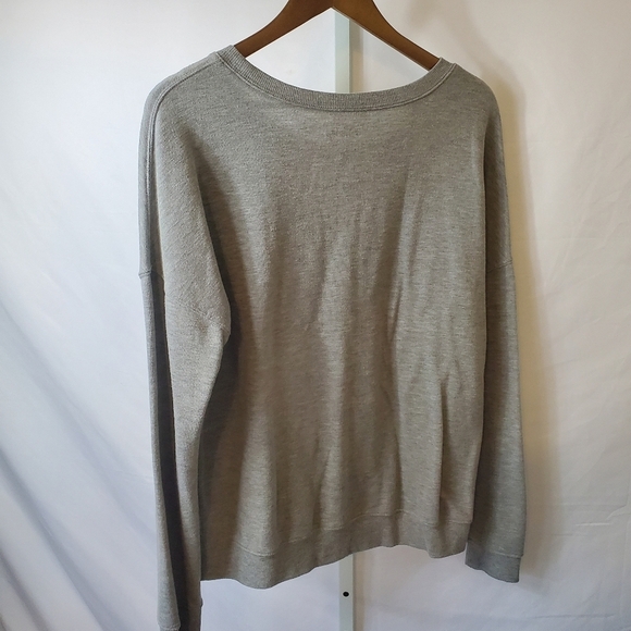 Disney top - Picture 3 of 3